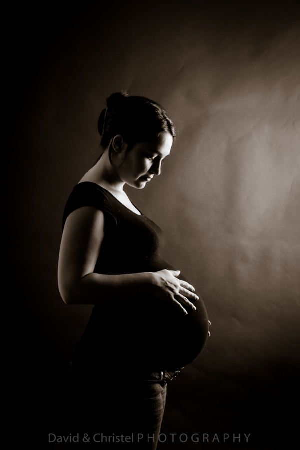 Saint Jacques Femme Enceinte Look Femme Enceinte : Belle Et Stylée 32 photo femme enceinte en clair obscur | Photographes de mariage et à
