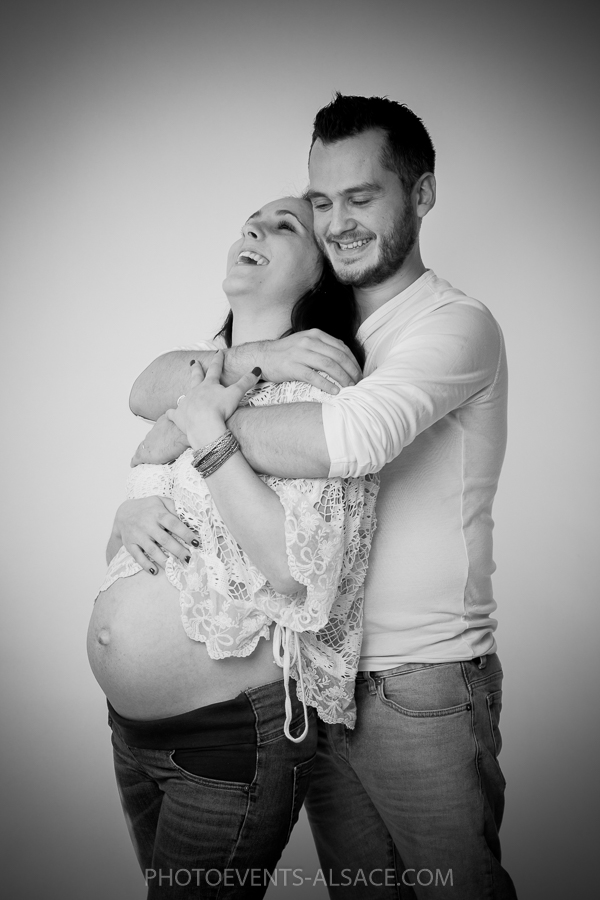 séance photo de grossesse tout en douceur et en tendresse